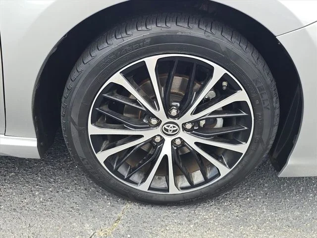 Certified Used 2019 Silver Toyota SE image 34