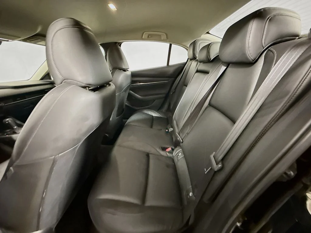 Used 2021 Jet Black Mica Mazda Select image 24