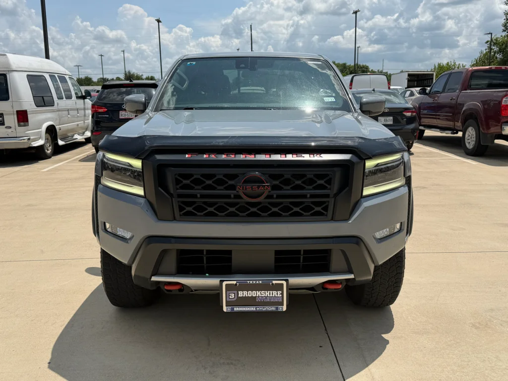 Used 2023 Boulder Gray Pearl Nissan PRO-4X image 9