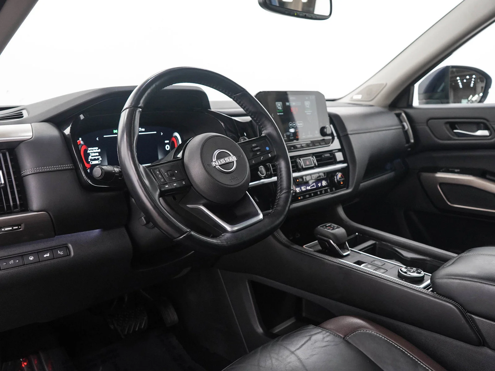 Used 2022 Deep Ocean Blue Pearl Nissan Platinum image 26