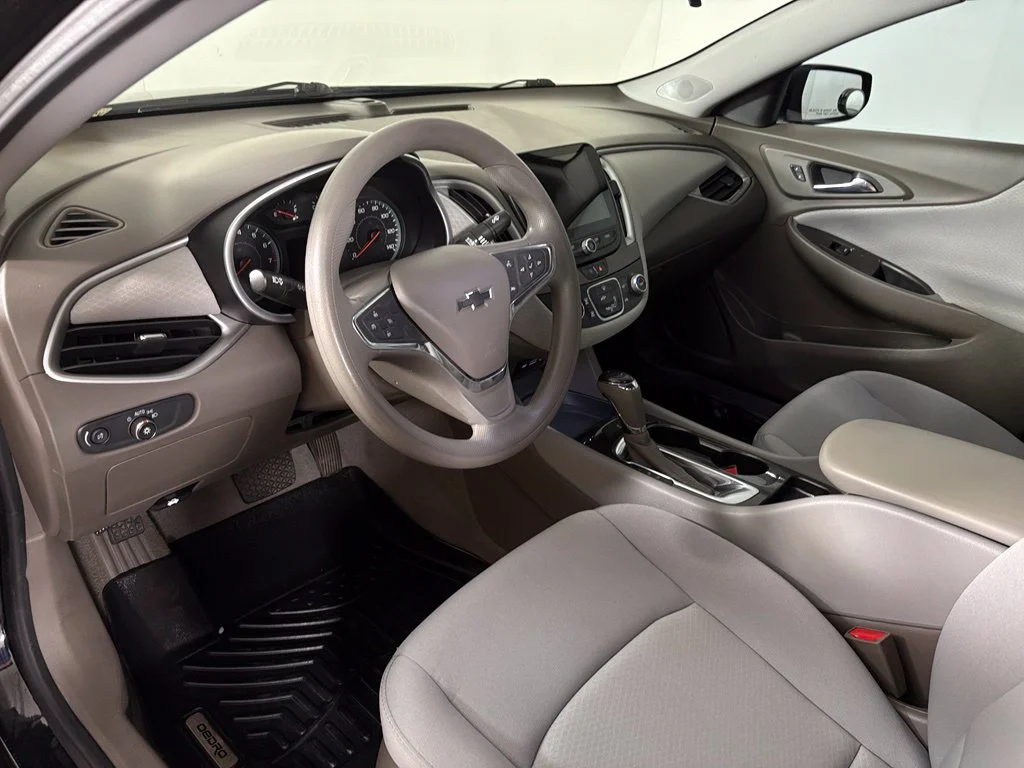 Used 2020 Black Chevrolet LS image 16