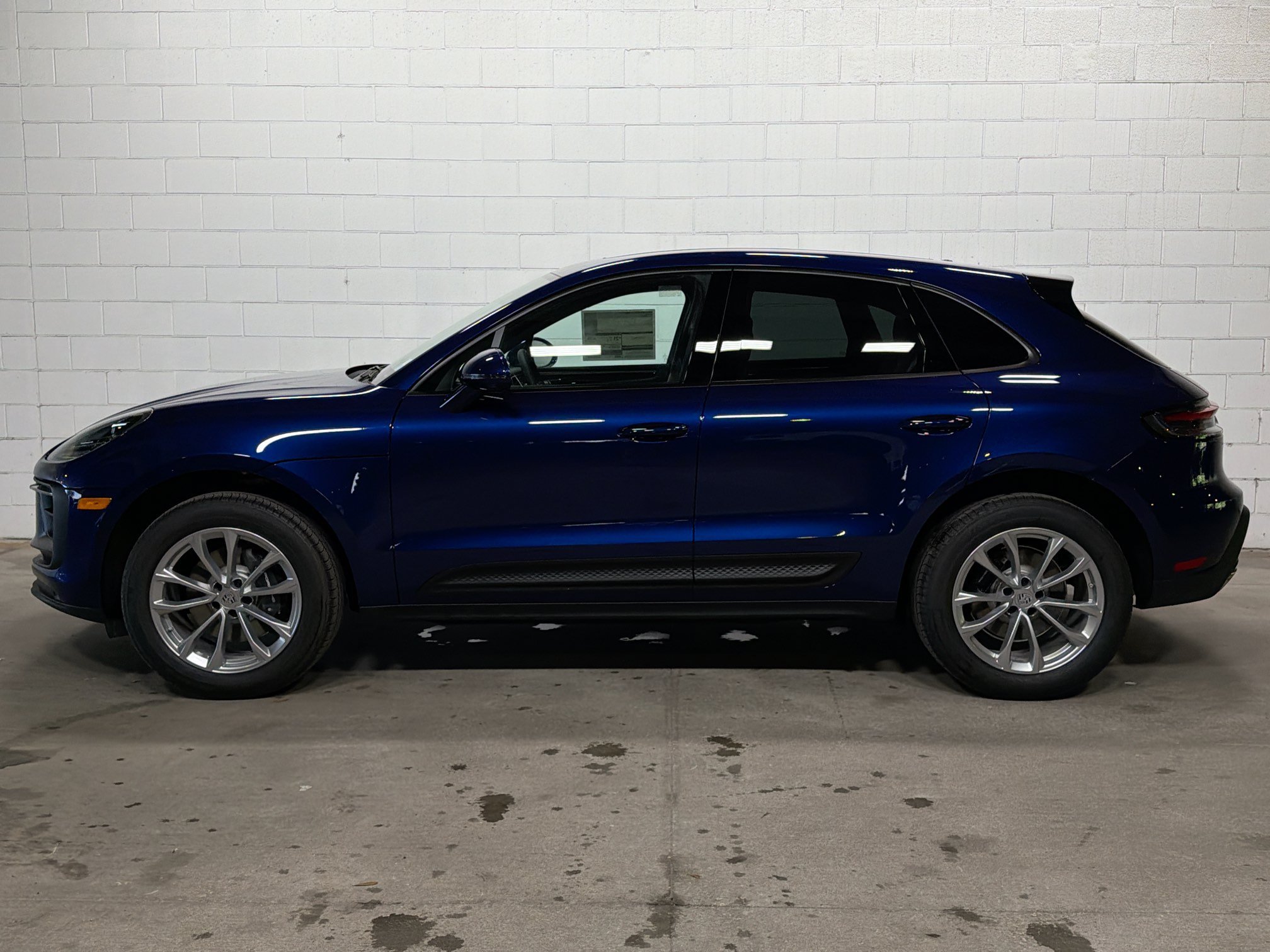 New 2026 Gentian Blue Metallic Porsche  image 2