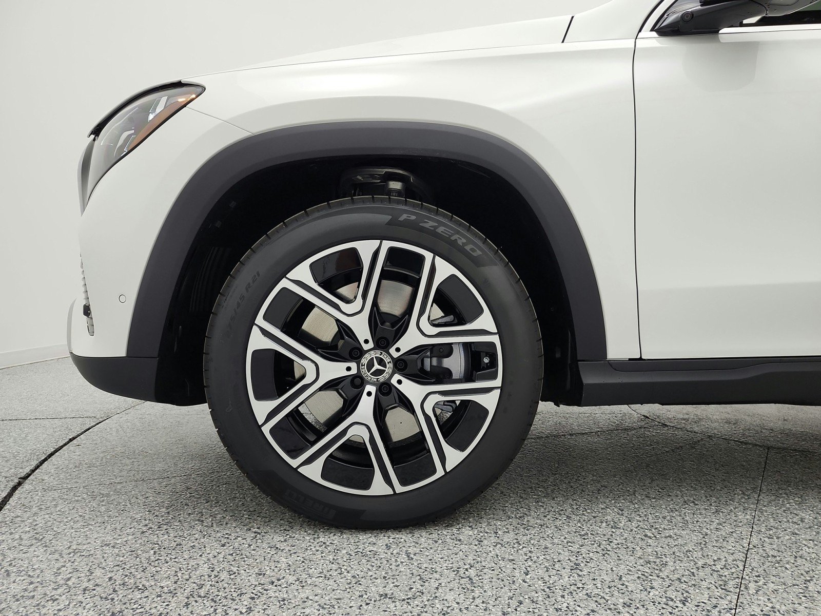 New 2027 Polar White Mercedes-Benz GLS 450 4MATIC® SUV image 13