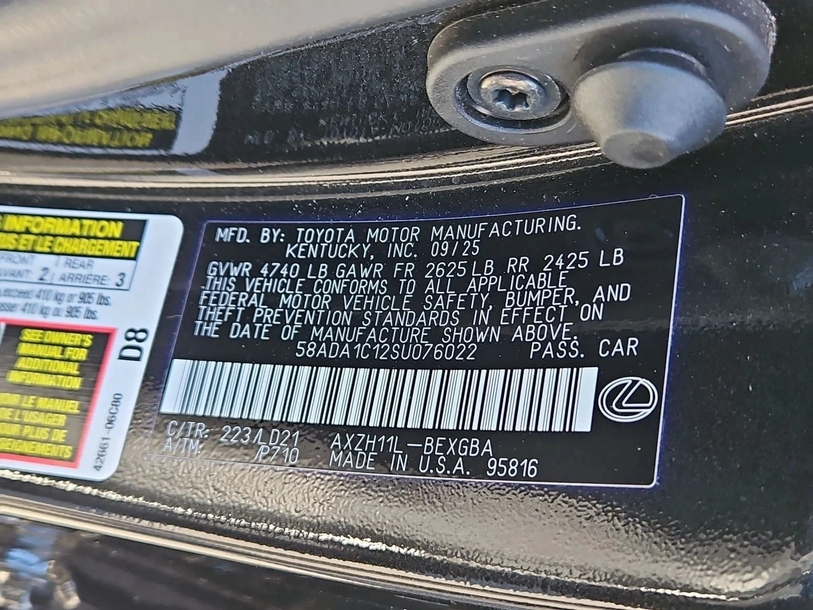 Certified Used 2025 Caviar Lexus ES 300h image 15