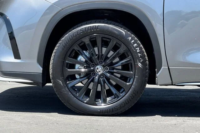Certified Used 2026  Toyota XSE image 35