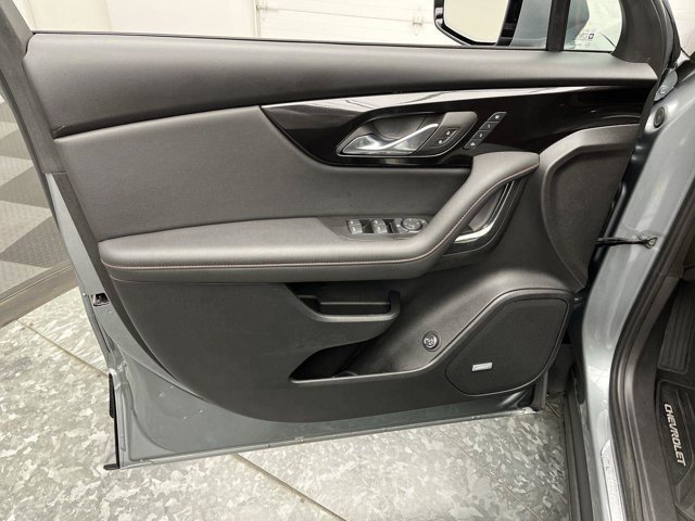 Used 2025 Sterling Gray Metallic Chevrolet RS image 8