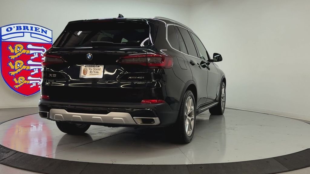 Used 2020 Black Sapphire Metallic BMW xDrive40i image 5