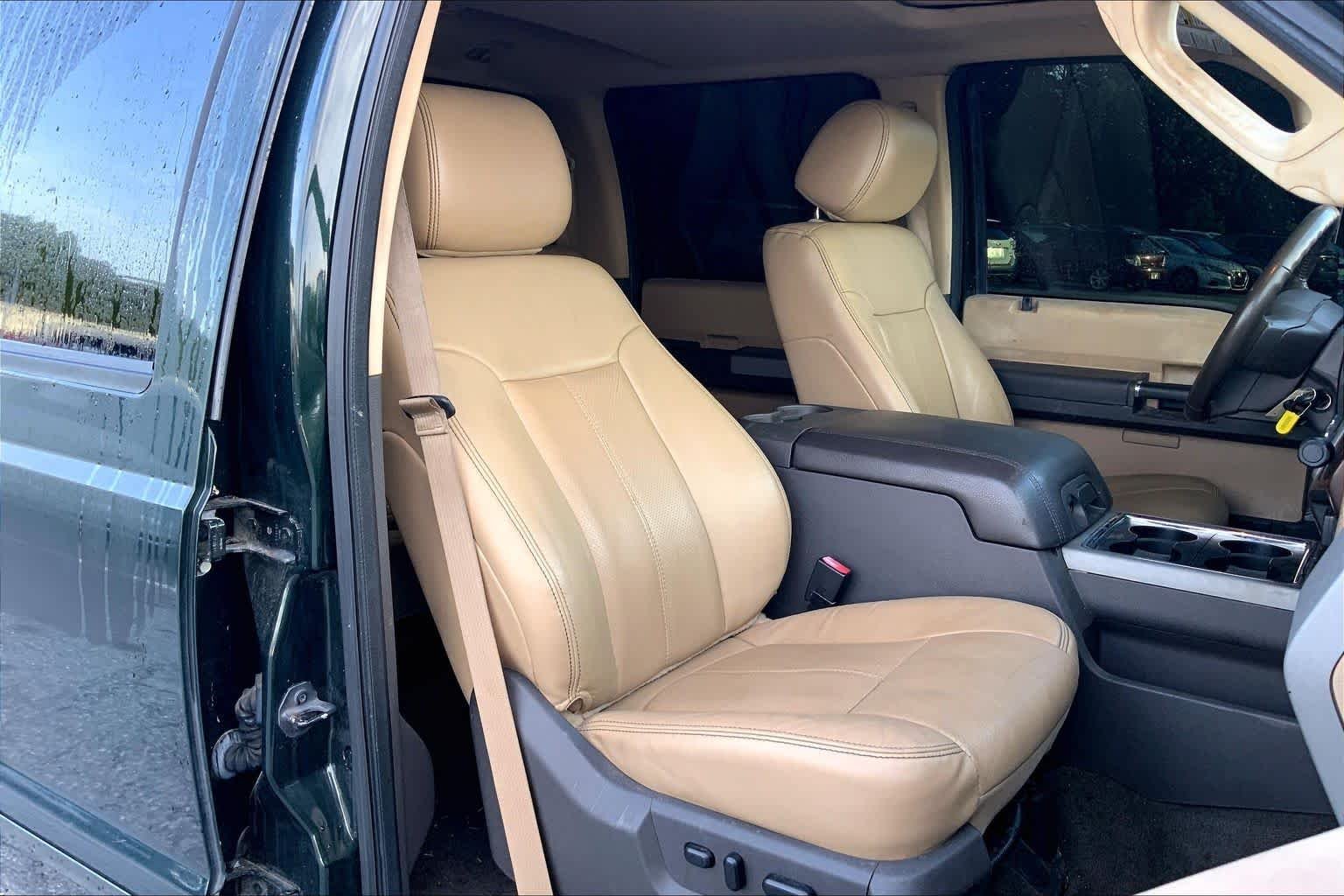 Used 2013 Green Gem Metallic Ford Lariat image 8