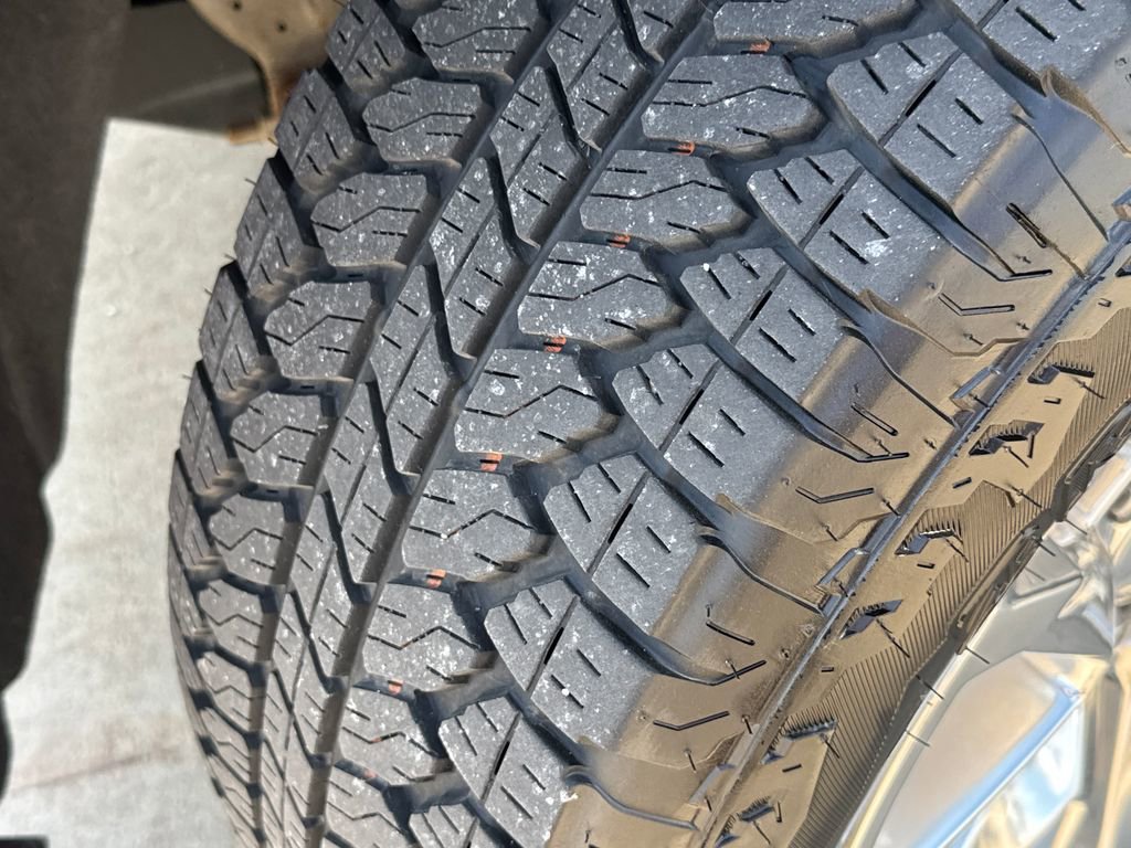 Certified Used 2019 SATIN STEEL METALLIC GMC SLT image 14