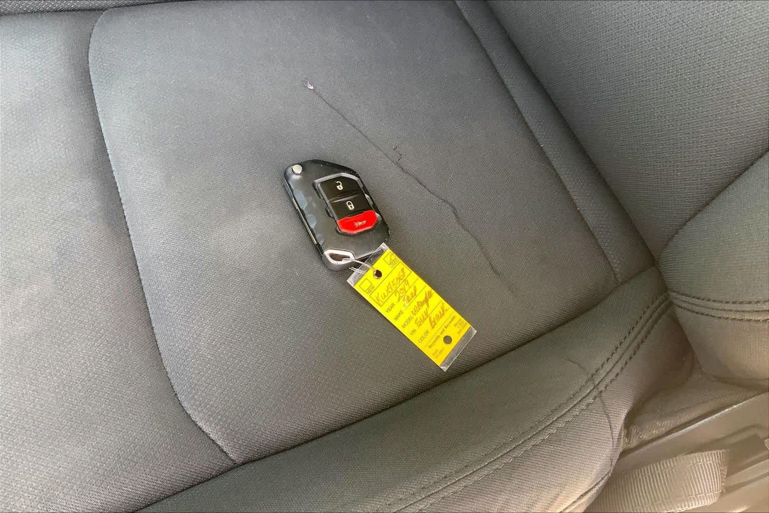 Used 2019 Black Clearcoat Jeep Sahara image 15