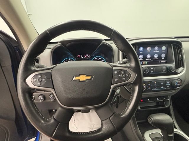 Used 2020 Blue Chevrolet LT image 19