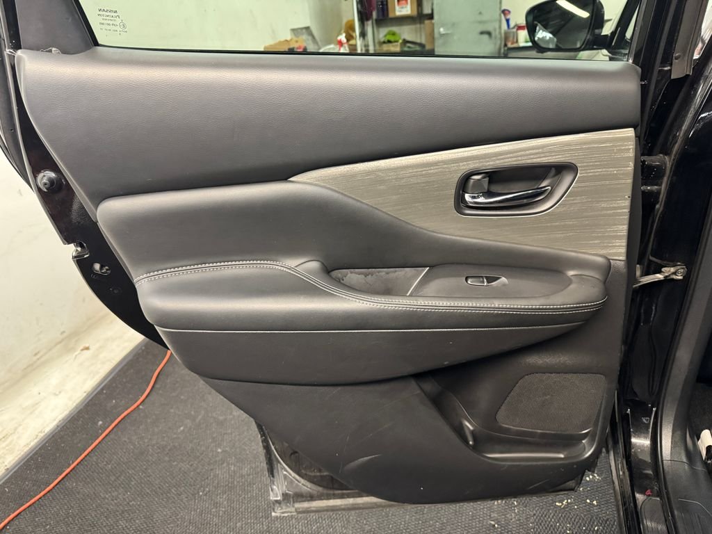 Used 2018 Black Nissan SL image 15