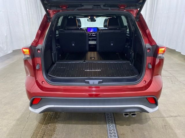 2023 Toyota Highlander XSE - Photo 14