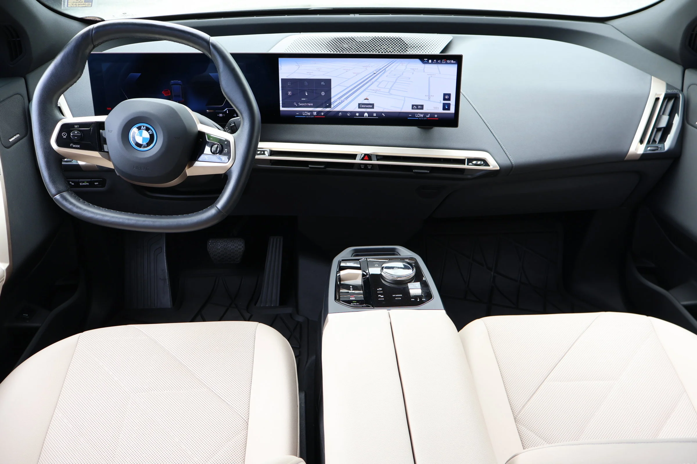 2025 BMW iX 50 - Photo 19