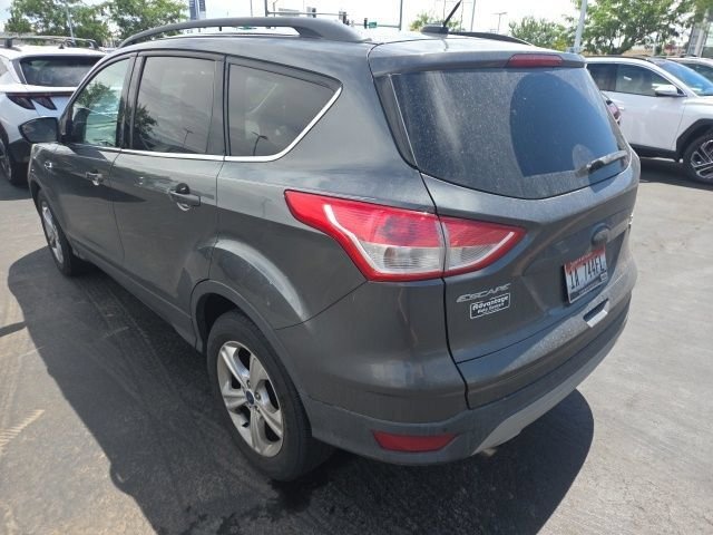 Used 2015  Ford SE image 4