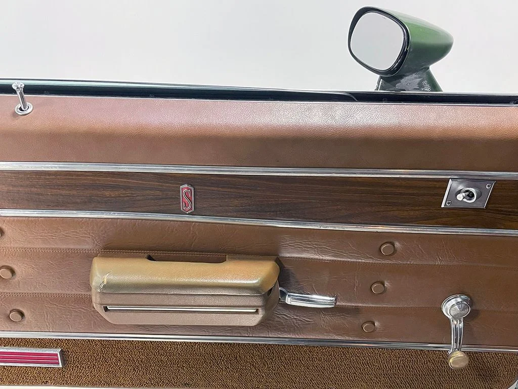 Used 1972  Oldsmobile  image 48