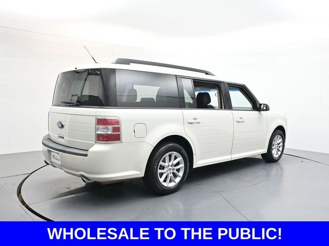 Used 2013 White Ford SE image 7