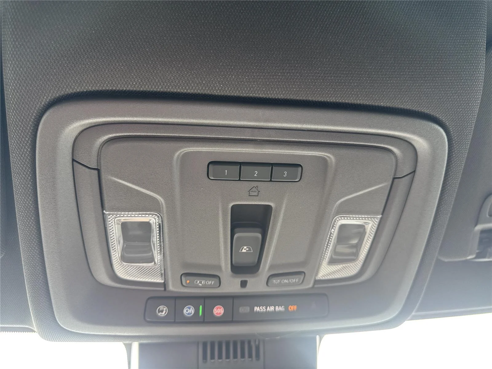 2026 GMC Sierra 1500 SLT - Photo 29