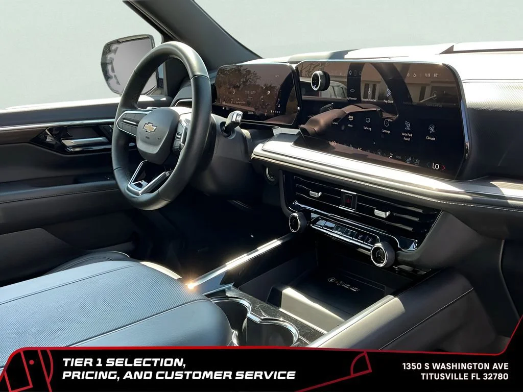 Used 2025 Sterling Gray Metallic Chevrolet Premier image 15