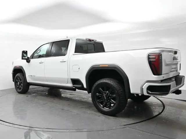Used 2025 Summit White GMC AT4 image 5