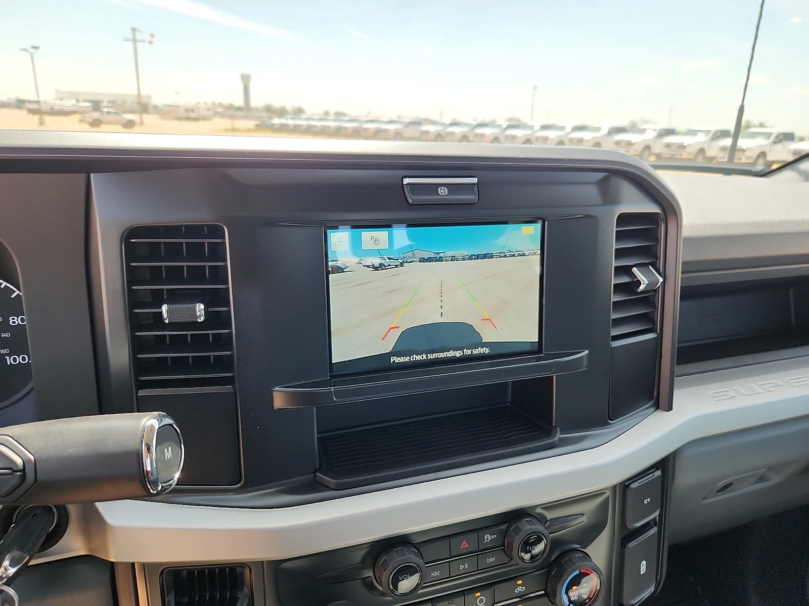 New 2026 Oxford White Ford F-450® XL image 23