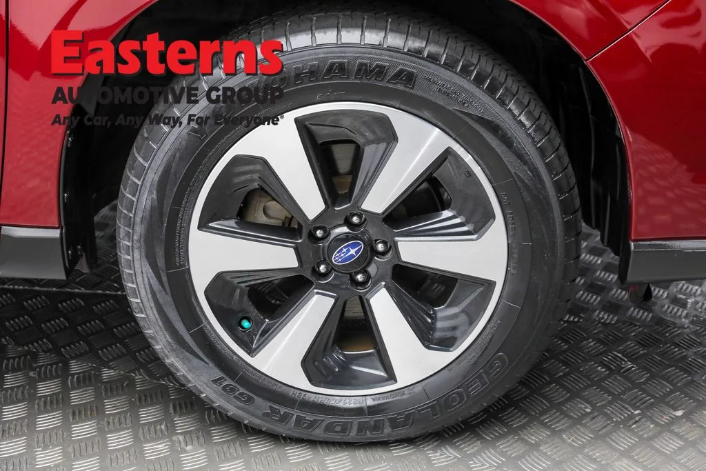 Used 2018 Red Subaru 2.5i Limited image 32
