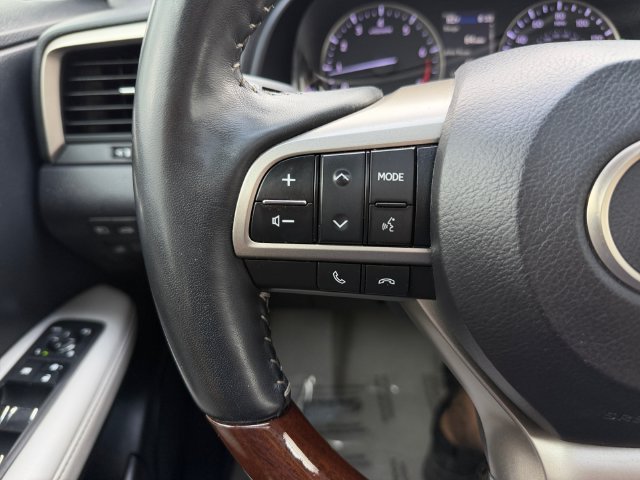 Used 2019 White Lexus 350 image 23