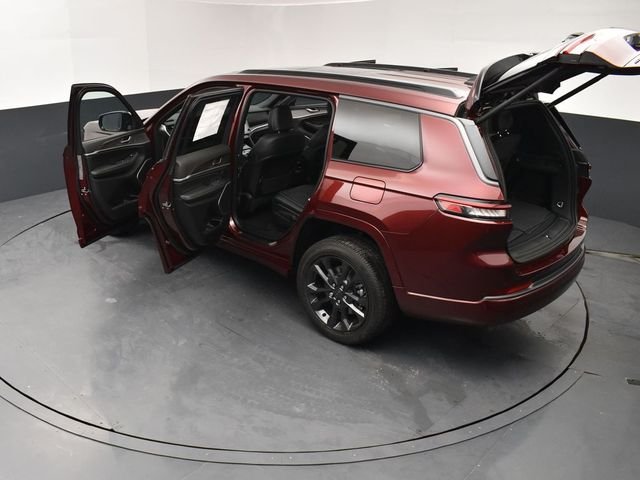 New 2026 Velvet Red Pearl-Coat Exterior Paint Jeep Limited image 28