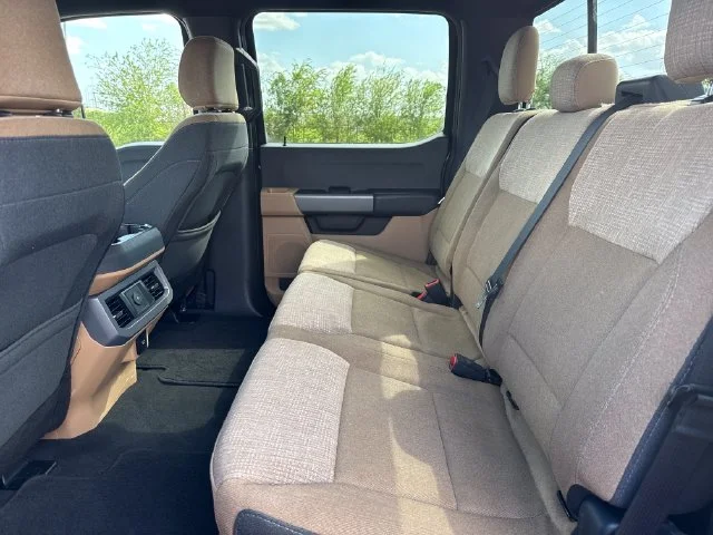Used 2025 Brown Ford XLT image 25