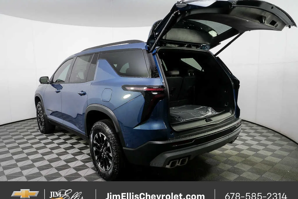 2026 Chevrolet Traverse Z71 - Photo 35