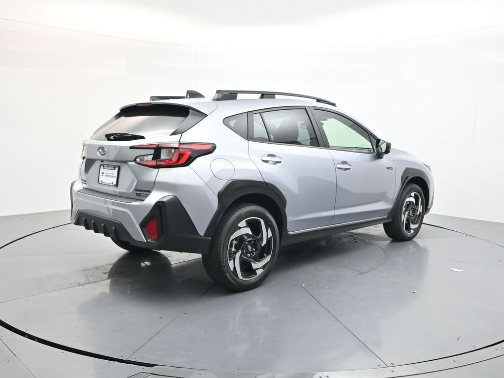 Used 2026 Ice Silver Metallic Subaru Limited image 7