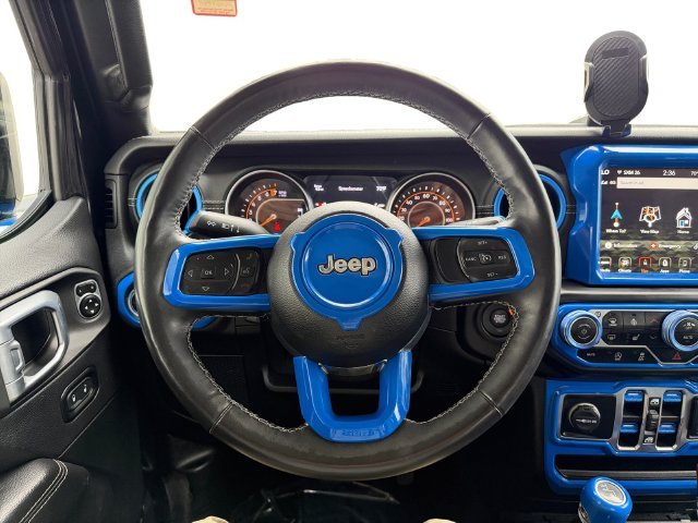 Used 2020 Black Jeep Overland image 10