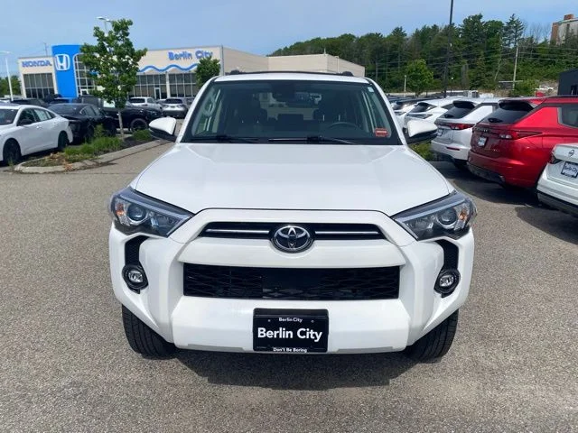 Used 2024 Ice Toyota SR5 Premium image 10