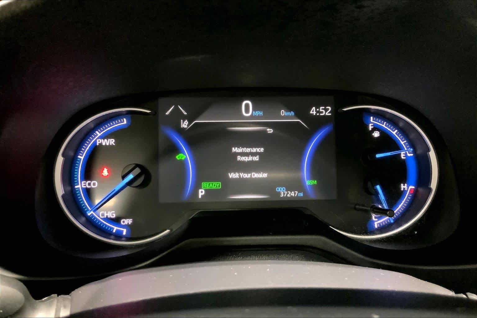 Used 2025 Silver Sky Metallic Toyota Hybrid XLE image 26