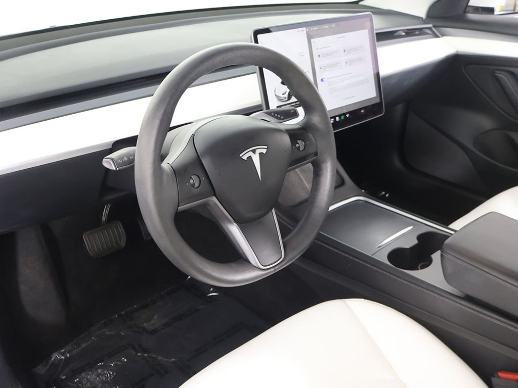 Used 2022 White Tesla Long Range image 27