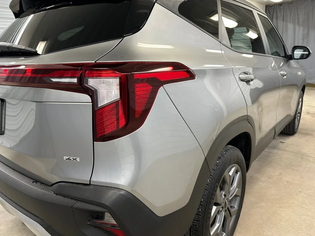 Certified Used 2024 Steel Gray Kia LX image 23