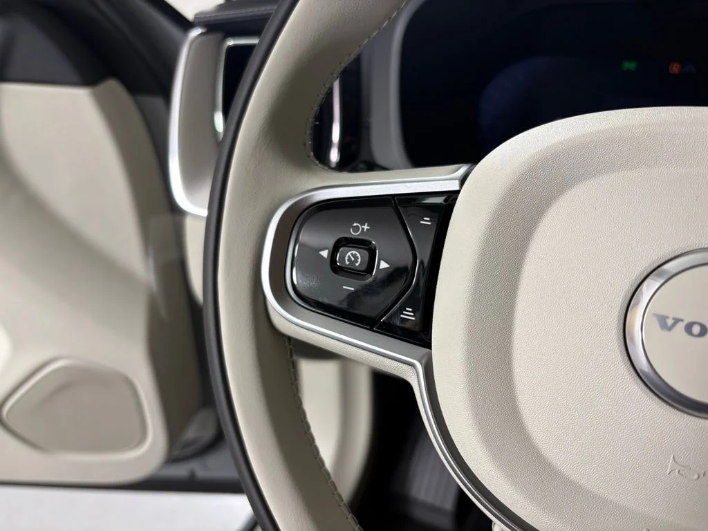 New 2026 Vapour Grey Volvo Ultra image 21