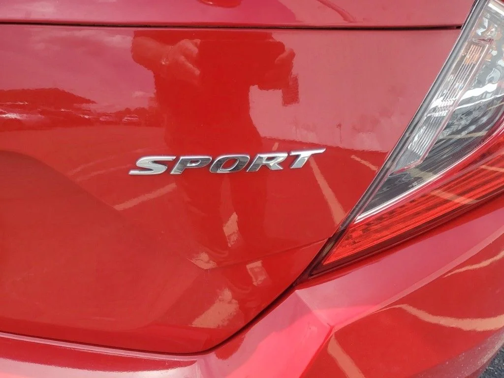 Used 2021  Honda Sport image 5