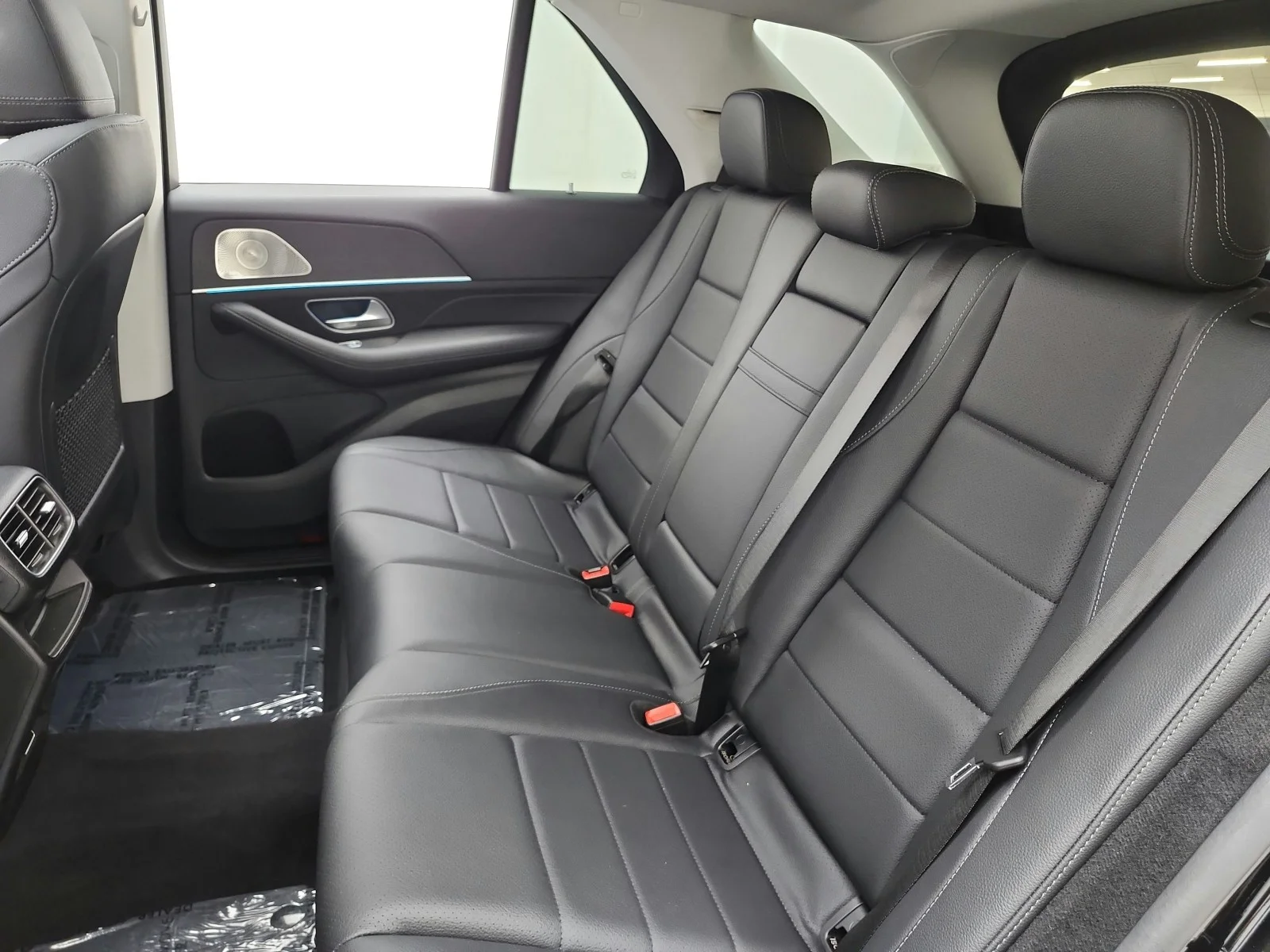 Certified Used 2024 Black Mercedes-Benz GLE 350 4MATIC® SUV image 13