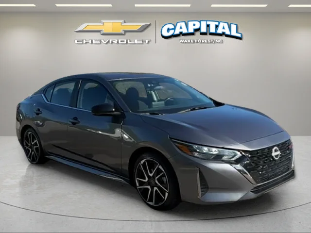 Used 2025 Gray Nissan SR image 8