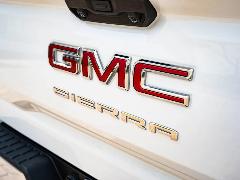 Used 2024 Summit White GMC Pro image 17