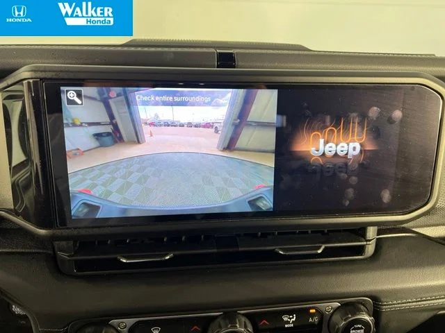 Used 2024 Crystal Metallic Jeep Mojave image 29