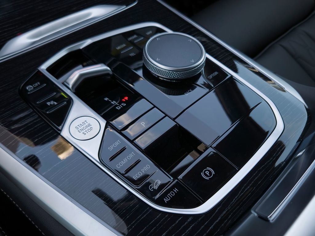 New 2026 Black Sapphire Metallic BMW xDrive40i image 9