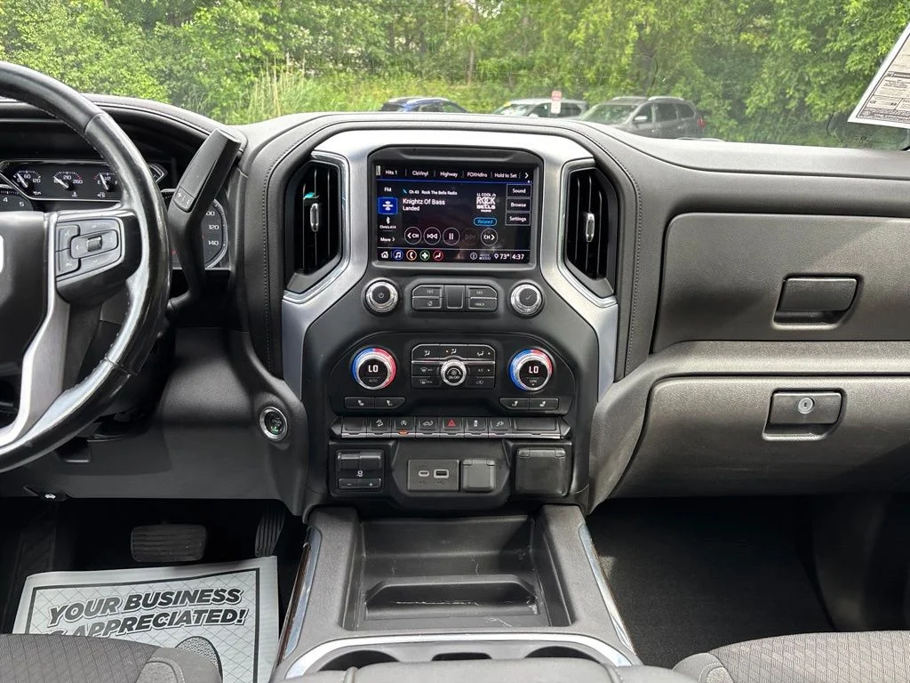 Used 2020 Black GMC Elevation image 30