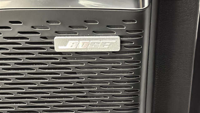 Used 2024 White Frost Tricoat GMC Denali image 42