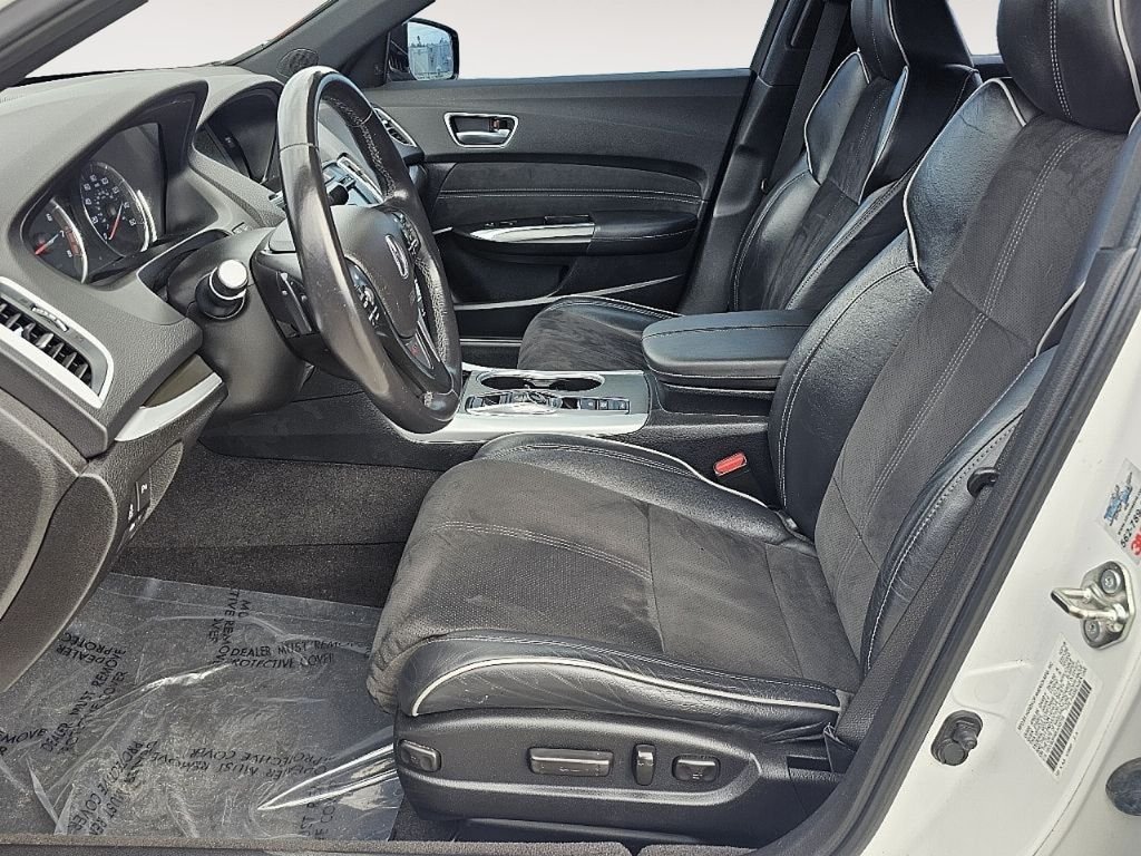 Used 2019 Platinum White Pearl Acura 3.5L Technology Pkg w/A-Spec Pkg image 26