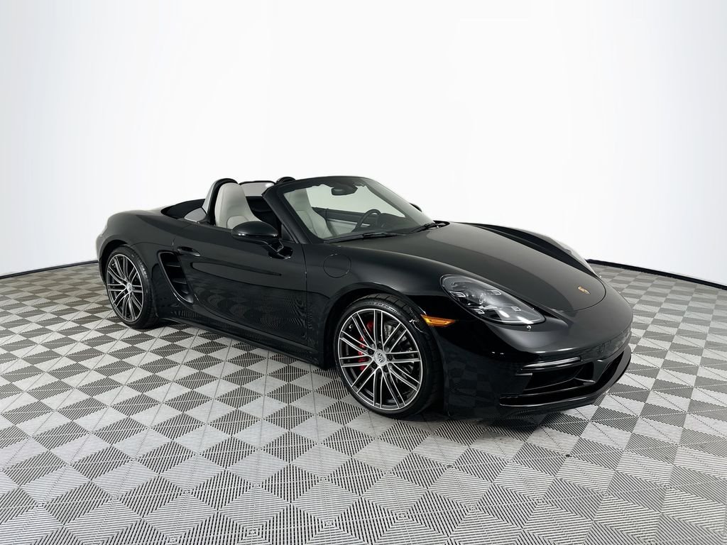 2024 Porsche 718 Boxster S's photo