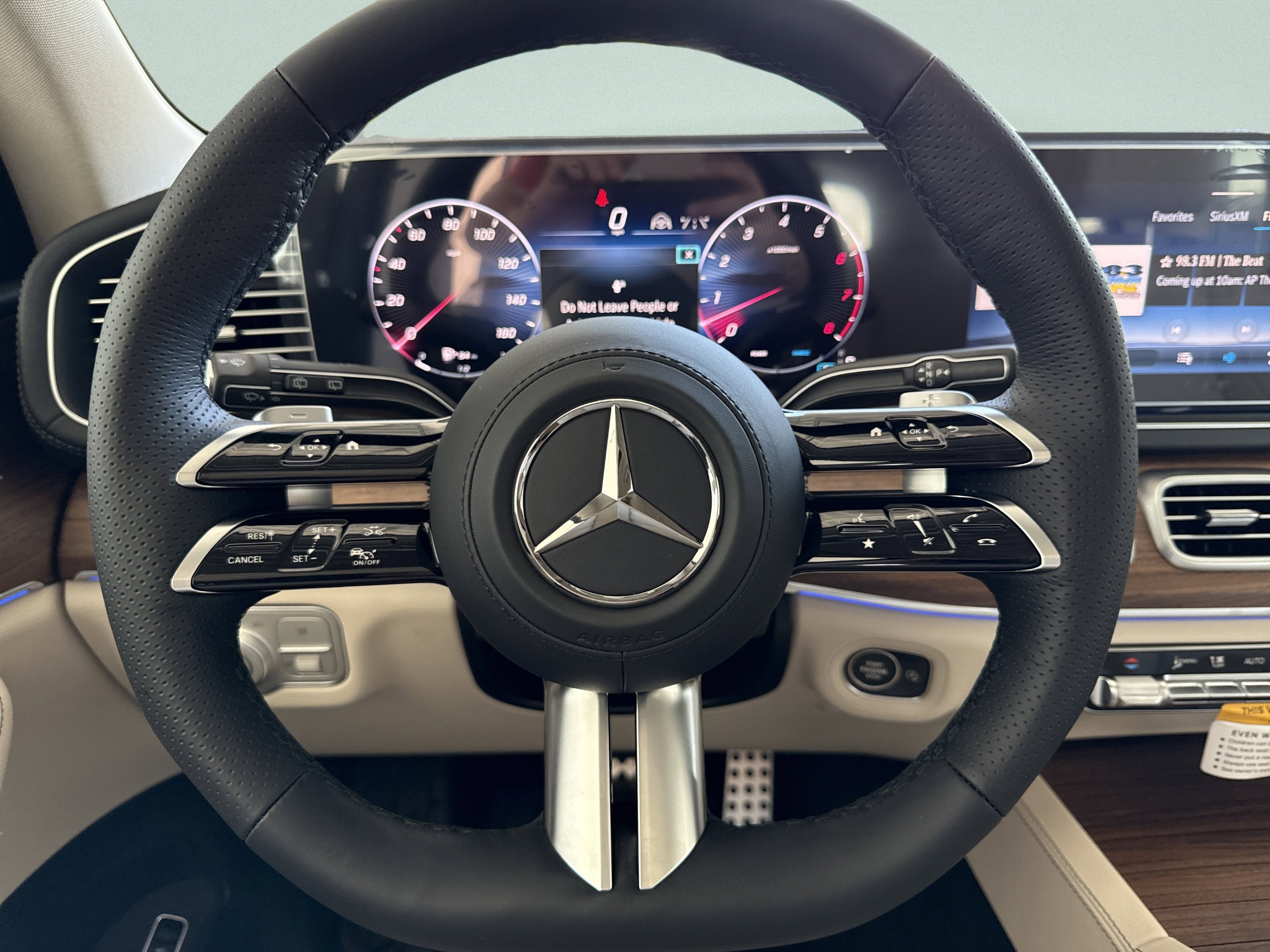 2026 Mercedes-Benz GLS Base - Photo 39