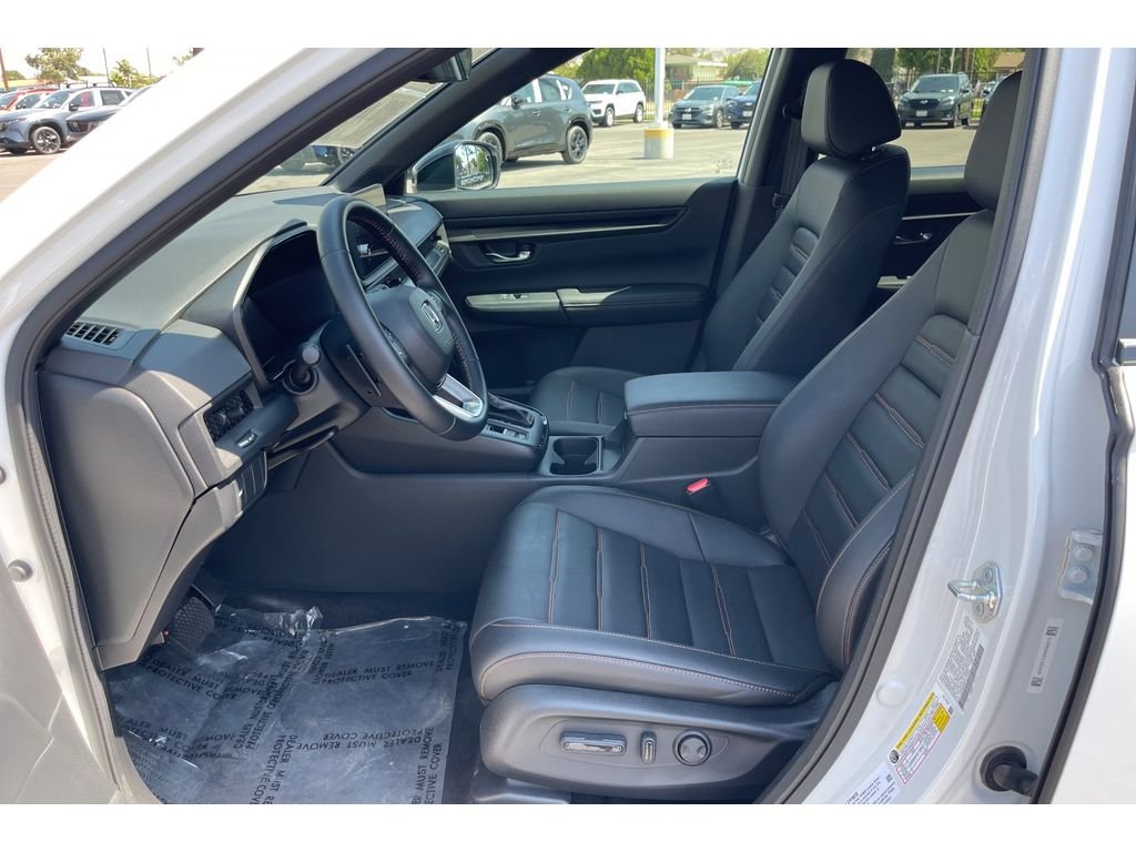 Certified Used 2026 Platinum White Pearl Honda Sport-L image 10