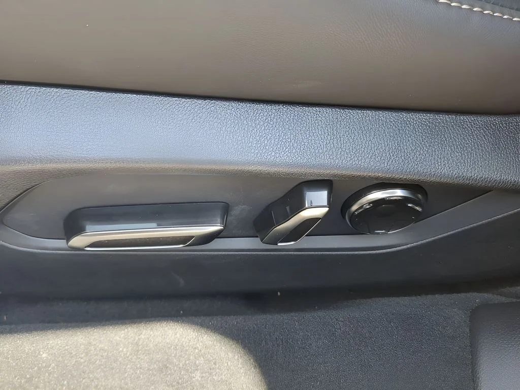 2025 Acura TLX Technology Package - Photo 19